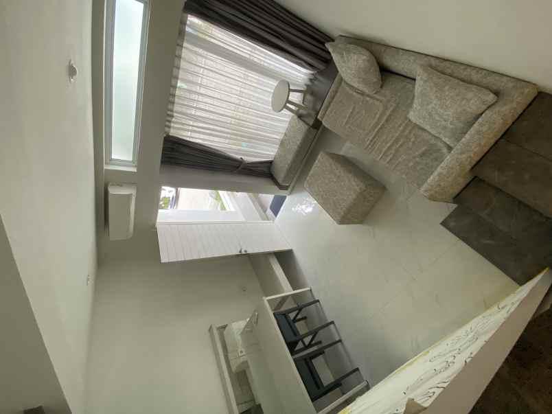 dijual rumah tabebuya bsd city