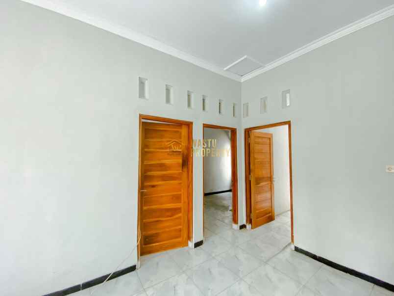 dijual rumah tamanmartani kalasan