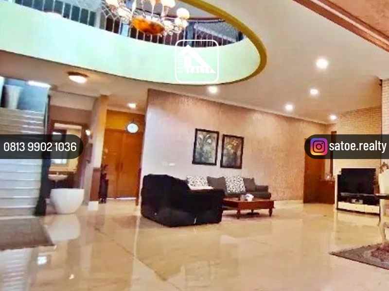 dijual rumah townhouse panorama