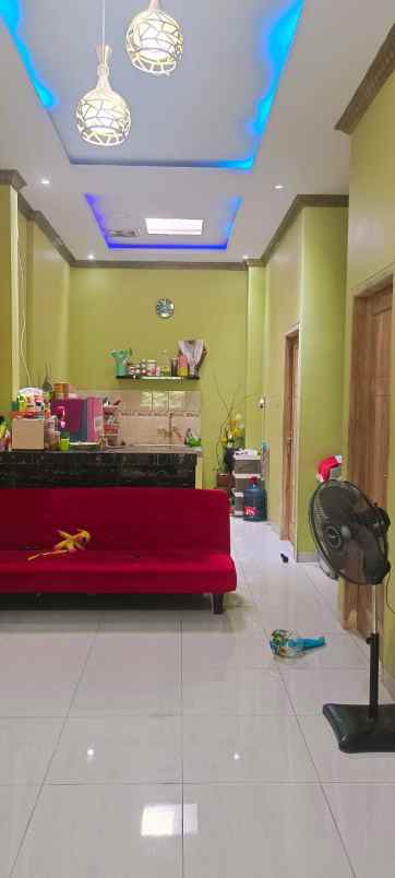 dijual rumah villa gading harapan