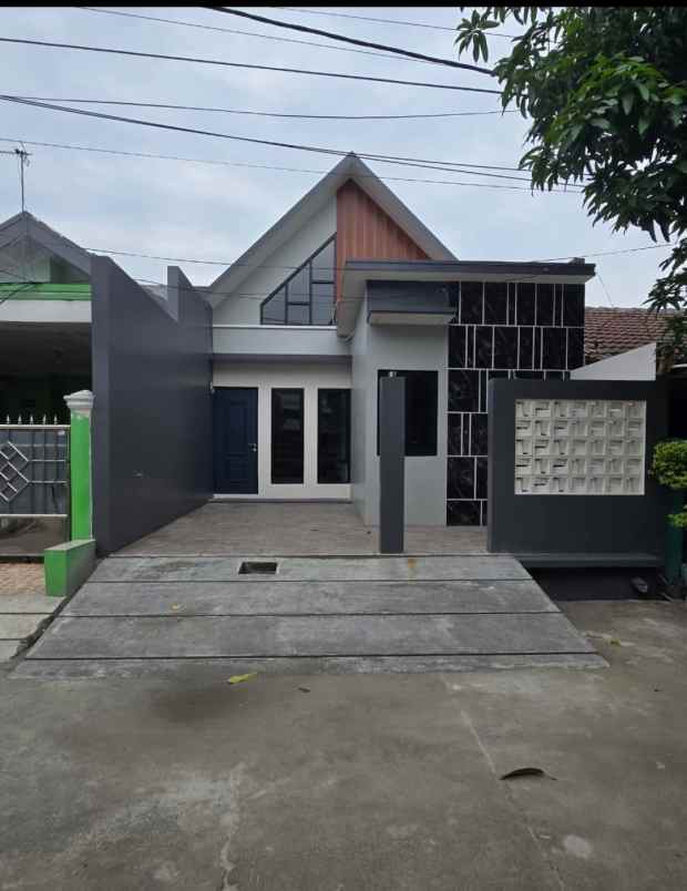 dijual rumah villa indah permai