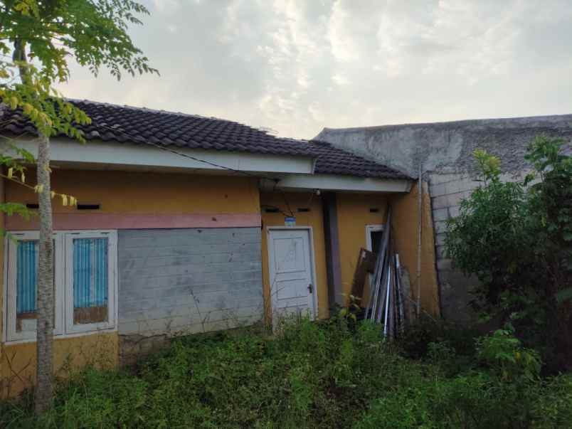dijual rumah villa kencana cikarang