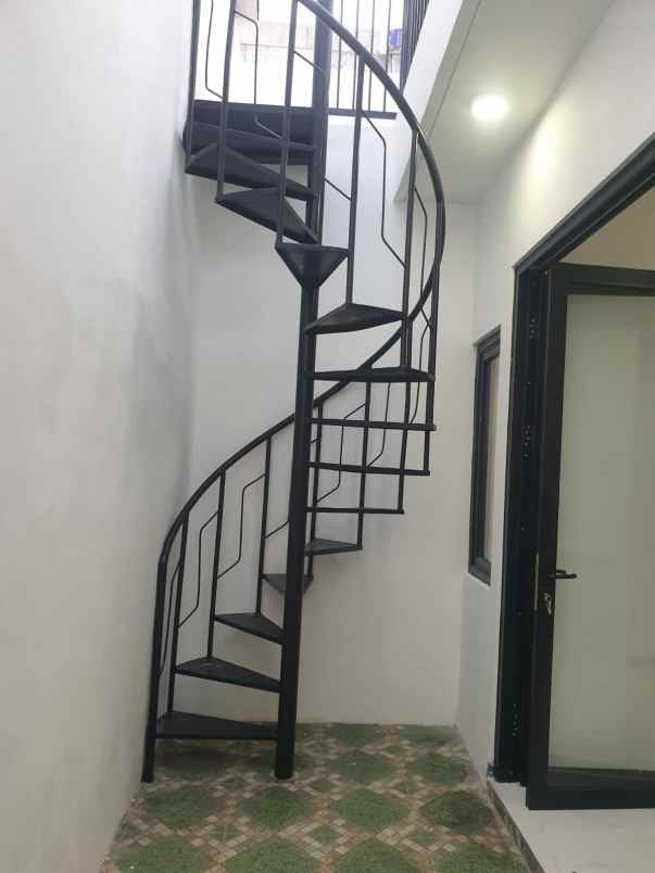 dijual rumah wiguna gununganyar