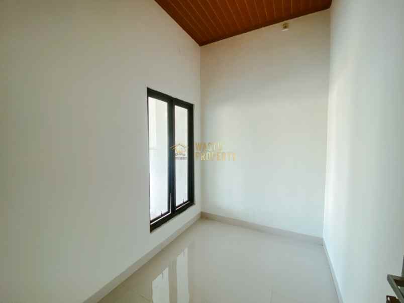 dijual rumah wirokerten