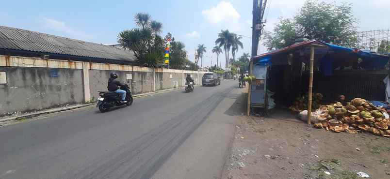 dijual tanah jalan sukamenak