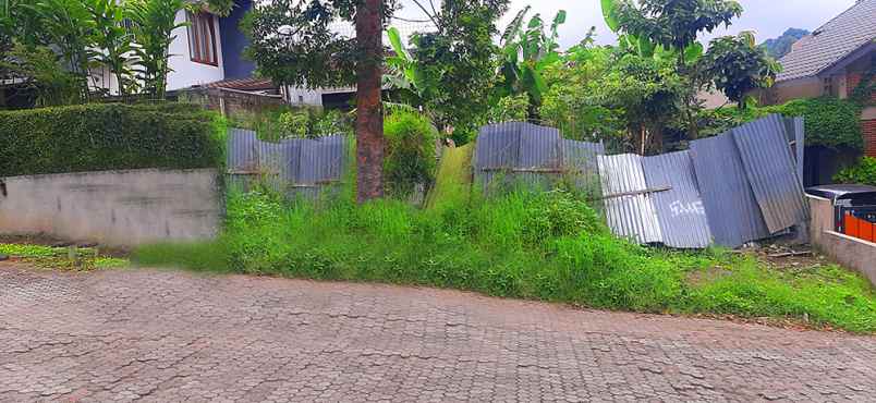 dijual tanah kampung padfi