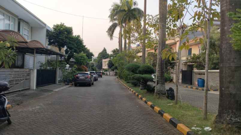 dijual tanah rumah di bumi permata