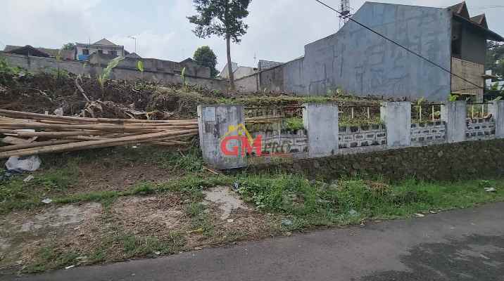 dijual tanah setrasari