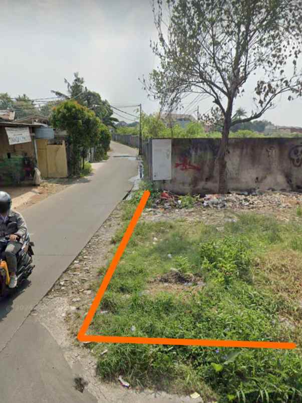dijual umah 1 lantai 2 lantai tanah kavlinh