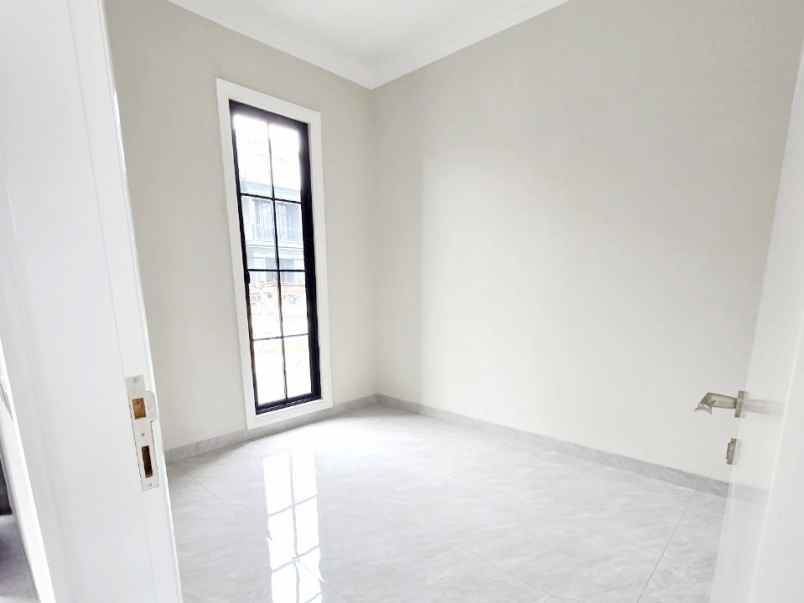 dijual villa komp citraland gama city