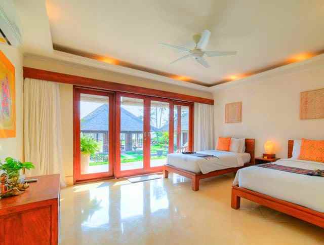 dijual villa los pantai cemagi mengwi badung bali
