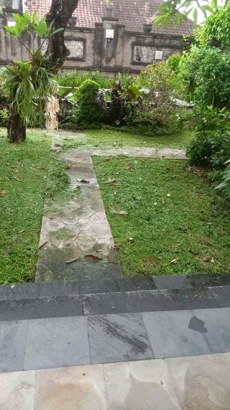 dijual villla style classic lokasi denpasar timur