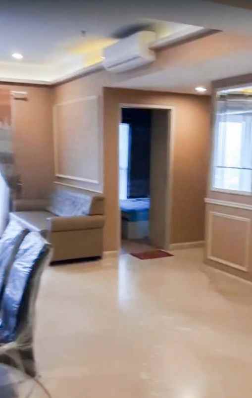 disewakan apartemen the peak lantai 20 surabaya