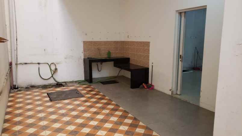 disewakan ruko cemara di harapan indah bekasi