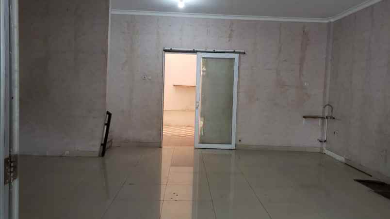 disewakan ruko cemara di harapan indah bekasi