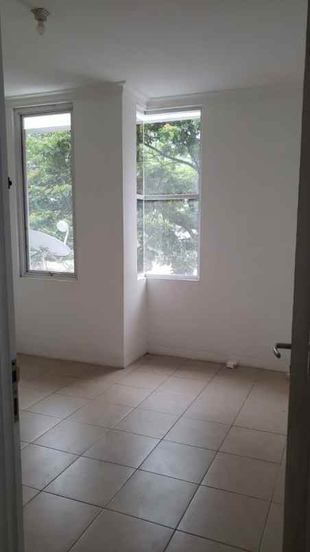 disewakan ruko cemara di harapan indah bekasi