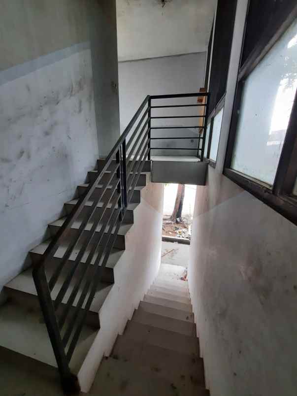 disewakan ruko gudang kantor neroktog pinang kota tangerang