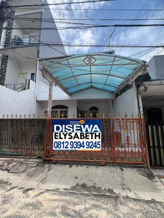 disewakan rumah bagus 2 lt belakang mall kelapa gading