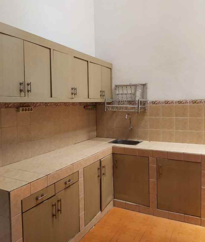 disewakan rumah mojoklangru kidul gubeng