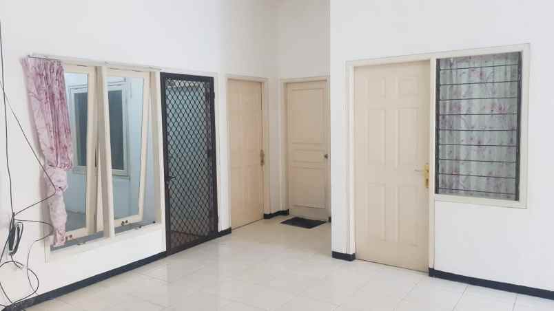 disewakan rumah nirwana regency