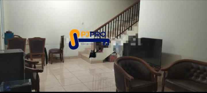 disewakan rumah royal residence