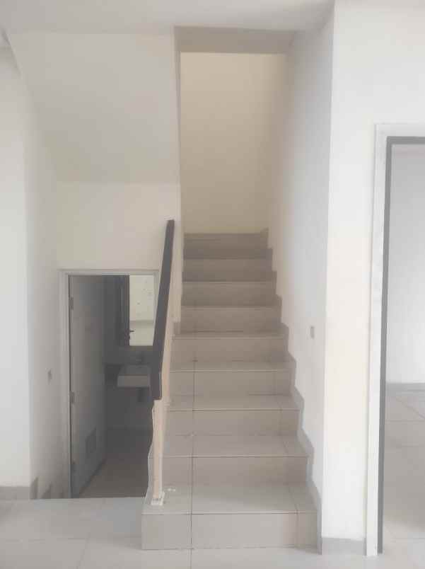 disewakan rumah rumah cluster amerika