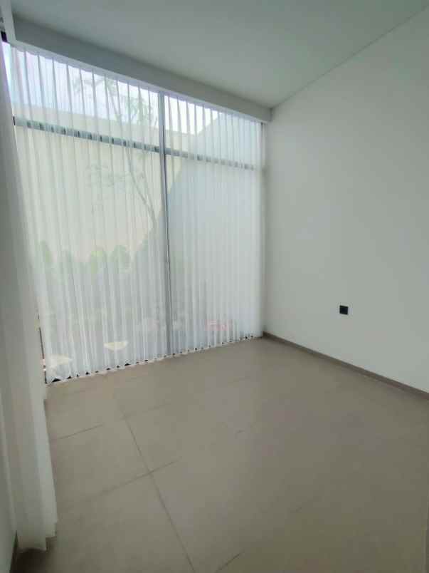 eastern spring new cluster