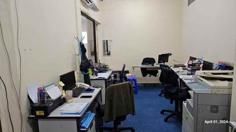 gudang workshop 337 m2 siap pakai di setu bekasi