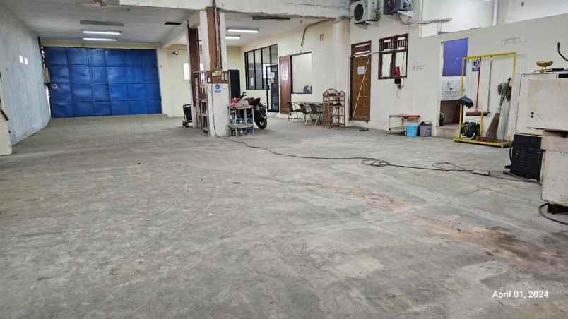 gudang workshop 337 m2 siap pakai di setu bekasi