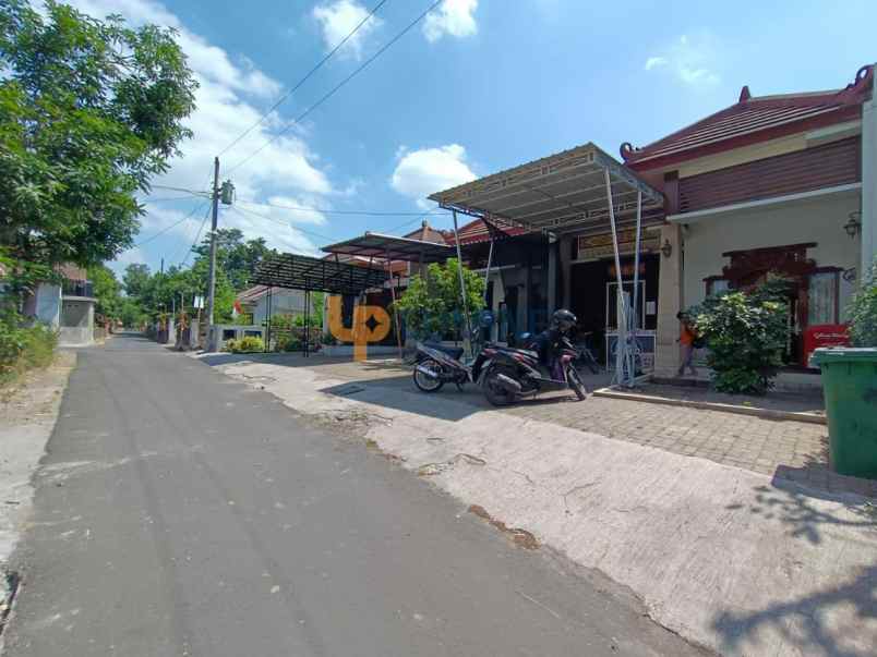 hunian eksklusif 3 kamar murah di prambanan