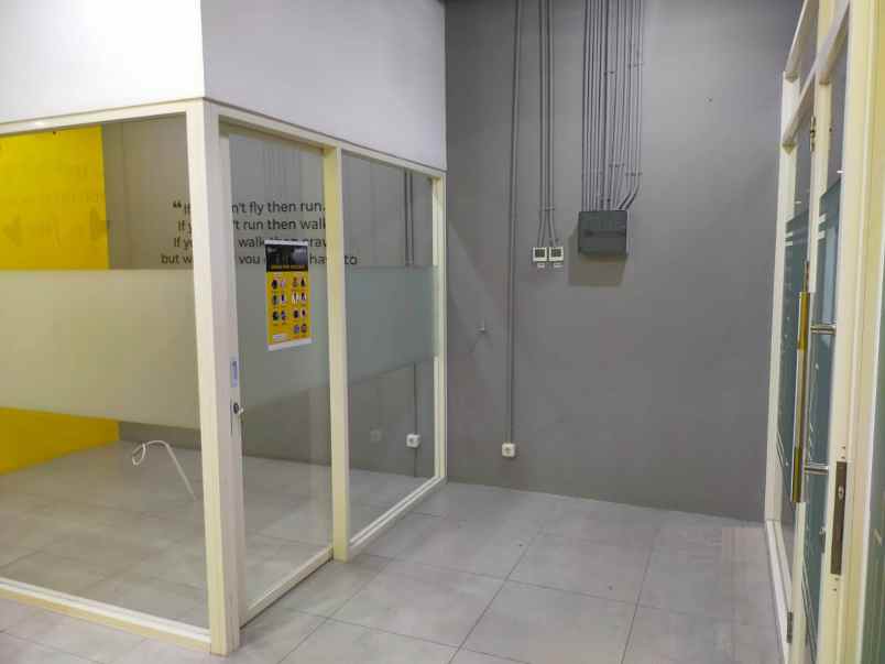 jual ciputra world office space surabaya lantai 15