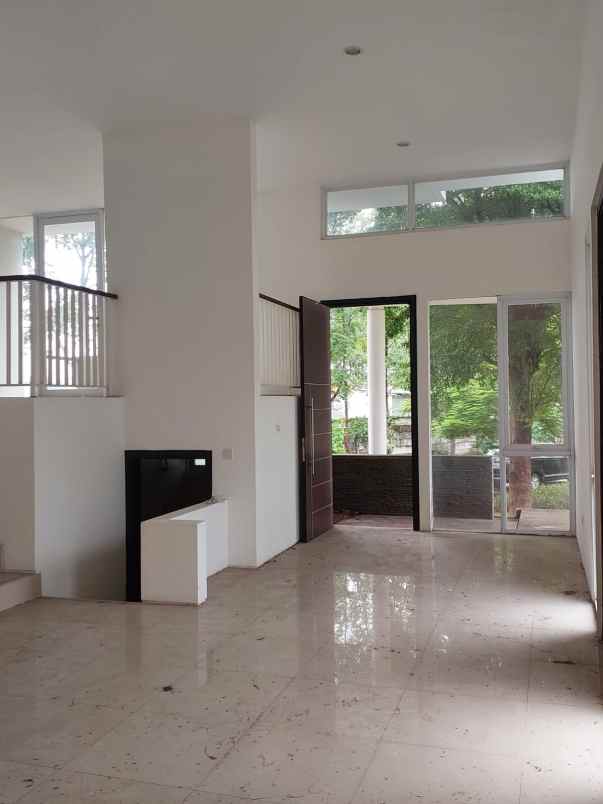 jual rumah hook cluster aeroville citra 8 kalideres