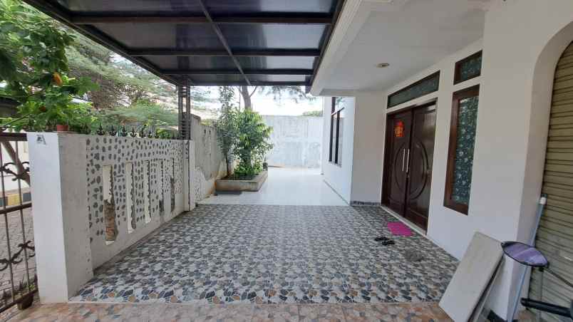 jual rumah komplek siap huni luas nyaman