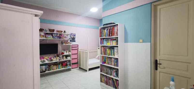 jual rumah luas mangga besar tamansari jakarta barat