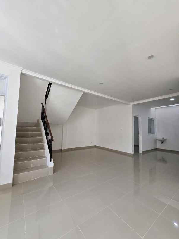 jual rumah siap huni legenda wisata cibubur