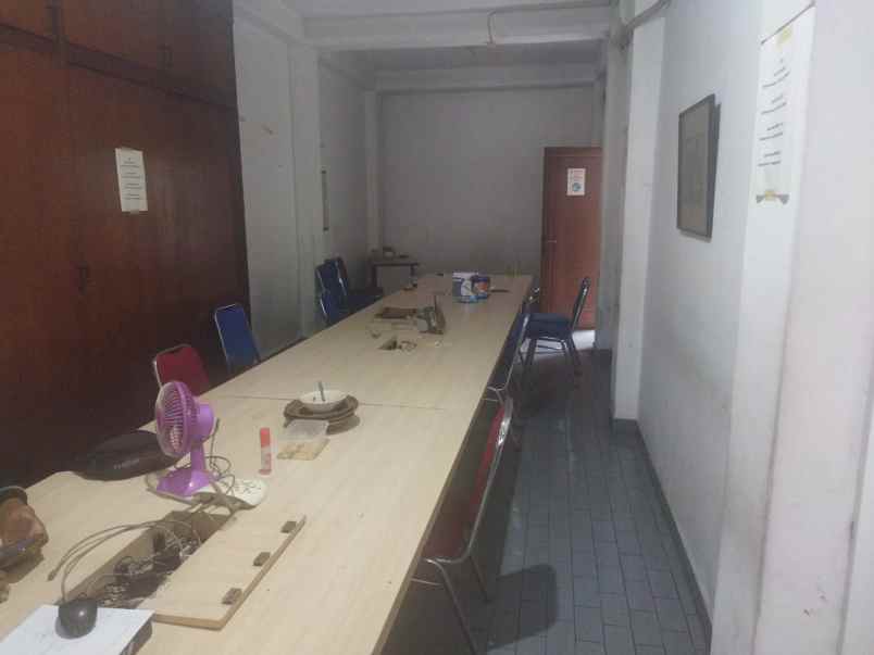 kantor di jl hang lekir kebayoran baru jakarta selatan