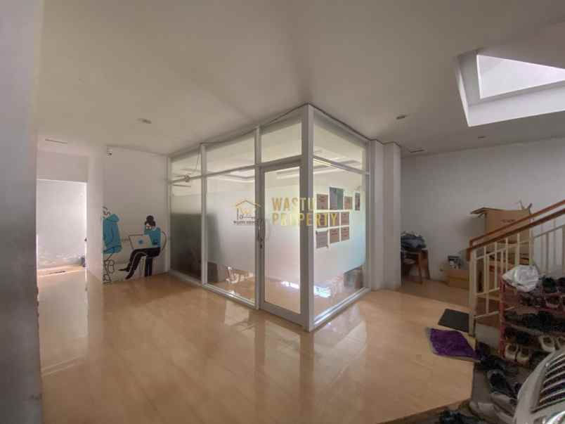 kost eksklusif lokasi strategis di seturan