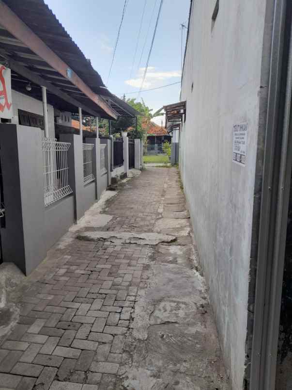 kost kotsn dijual strategis