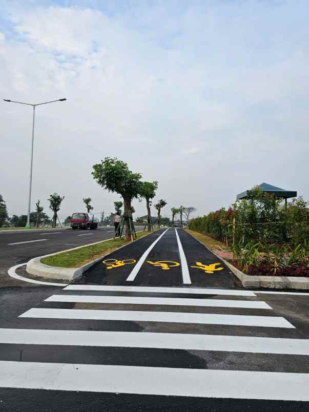 rumah 2 lantai di royal batavia pasar kemis