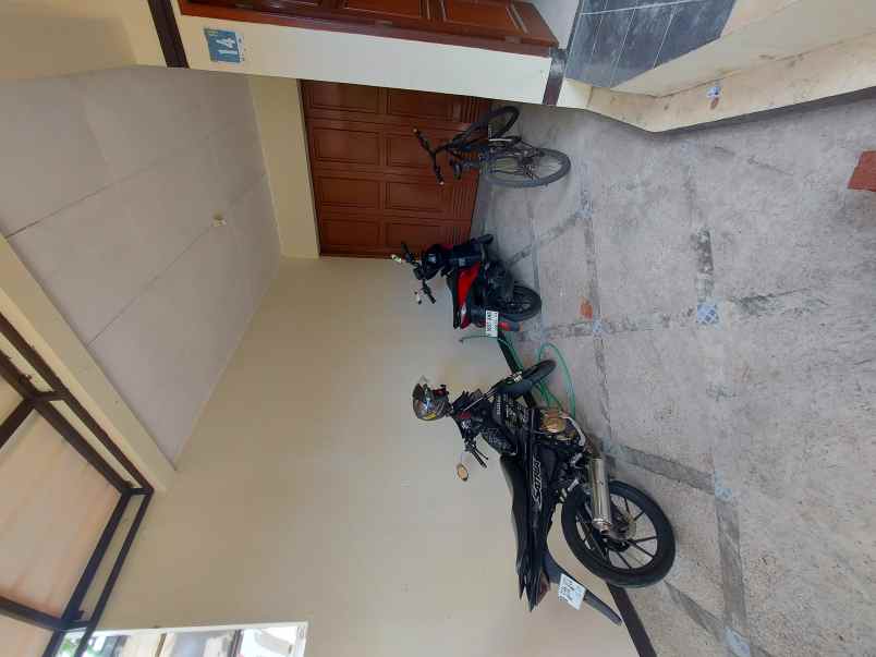 rumah 2 lantai siap huni di turangga buah batu bandung