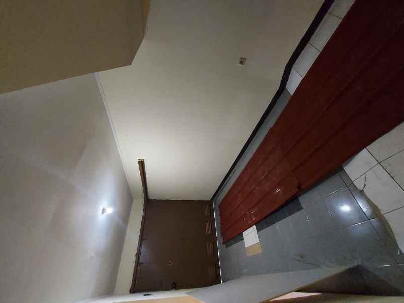 rumah 2 lantai siap huni di turangga buah batu bandung