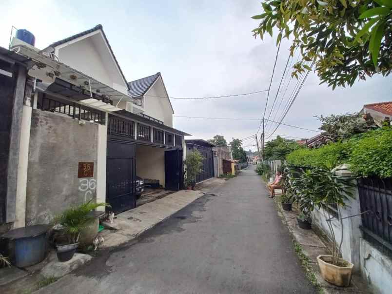 rumah 2 lt furnished kedaung tangerang selatan
