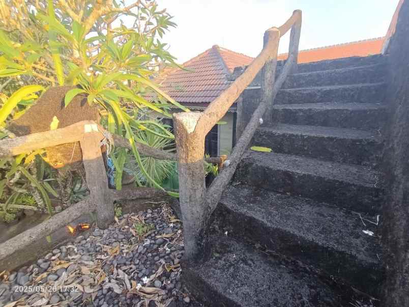 rumah 350 m2 di taman griya jimbaran bali