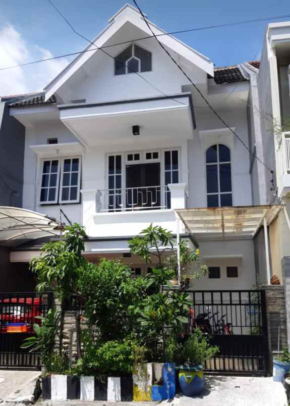 rumah babatan pantai shgb hadap timur