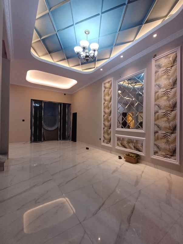 rumah baru desain mewah di jagakarsa jakarta selatan