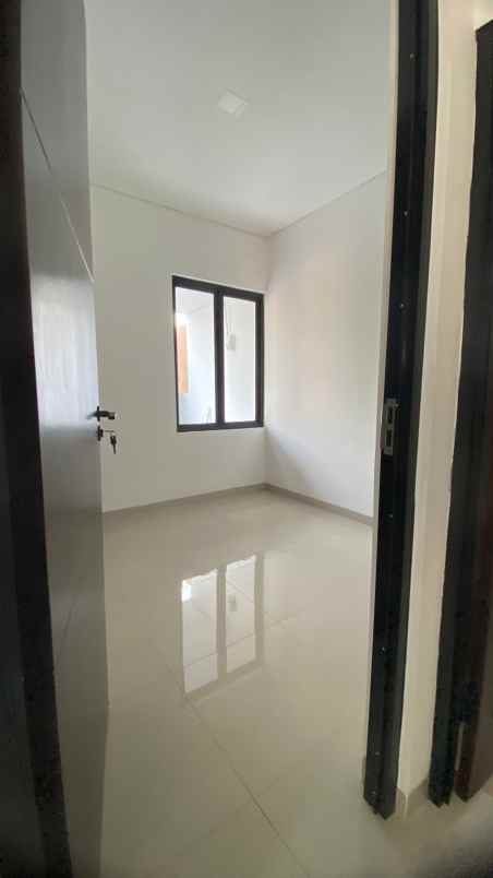 rumah baru diarea ciater serpong tangsel