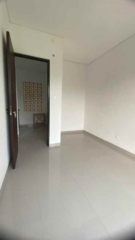 rumah baru diarea ciater serpong tangsel