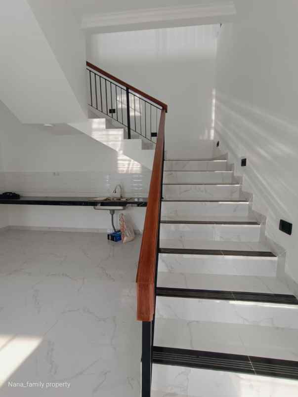rumah baru elegant lokasi strategis di pondok betung