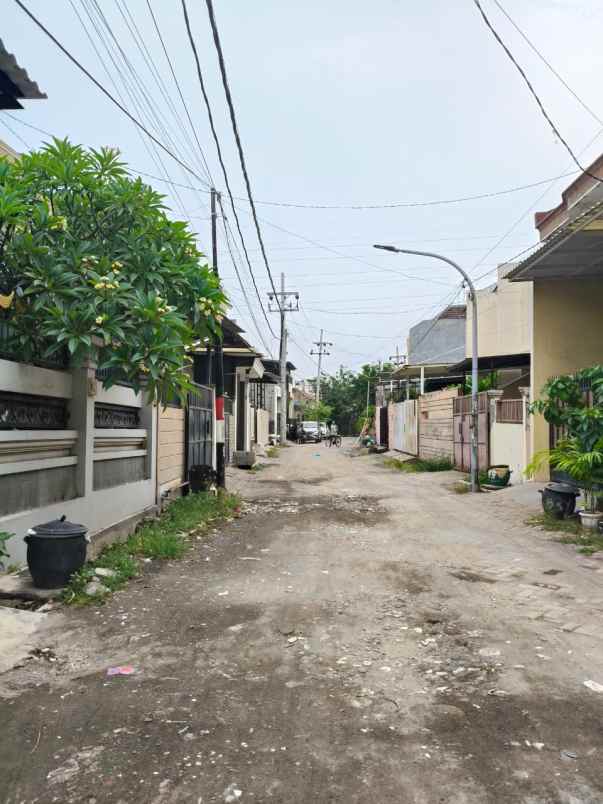 rumah baru gress area ploso karang empat karang asem