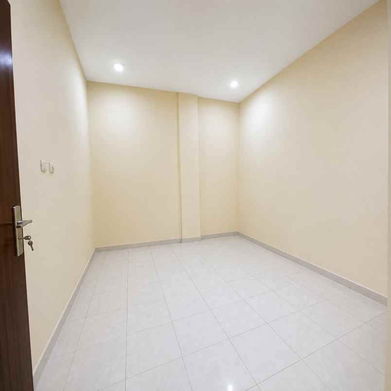 rumah disewakan di kalibata